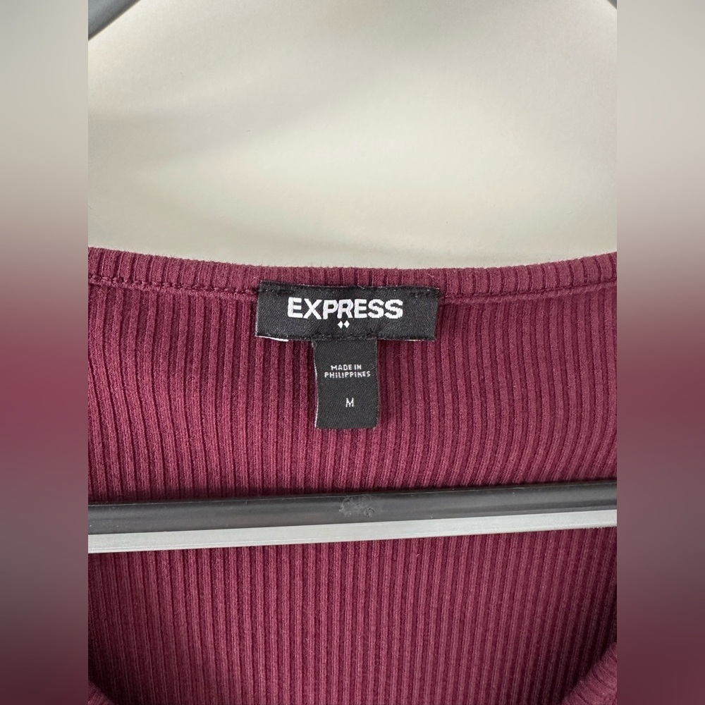 Express Top - Picture 4 of 4